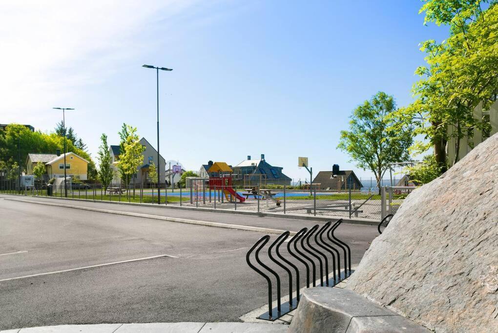 Koselig Sentrum Leilighet. Lägenhet Ålesund Exteriör bild